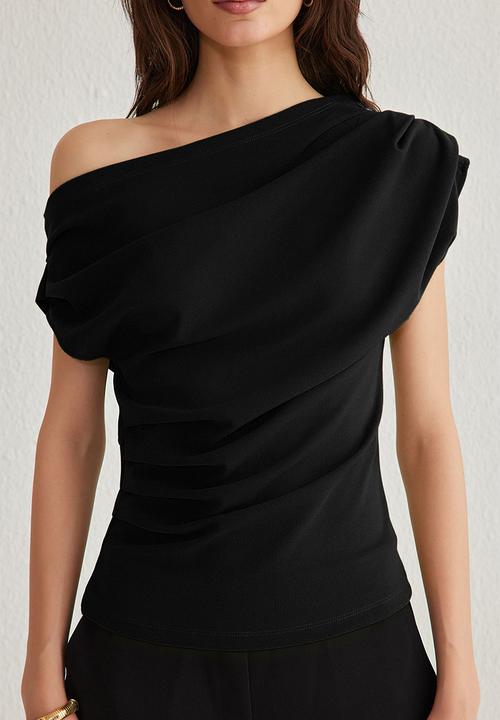 Trendyol - Knitted Blouse with Asymmetrical Neckline and Drape Detail - Black