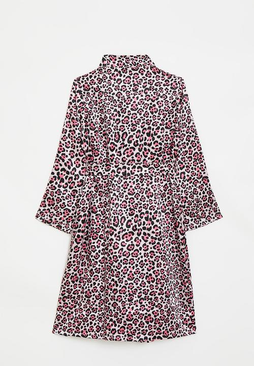 Pop Candy - Satin robe - pink leopard print