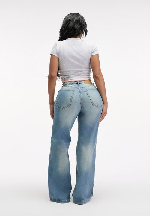 Cotton On - Curvy Stretch Wide Jean - Delusion Blue