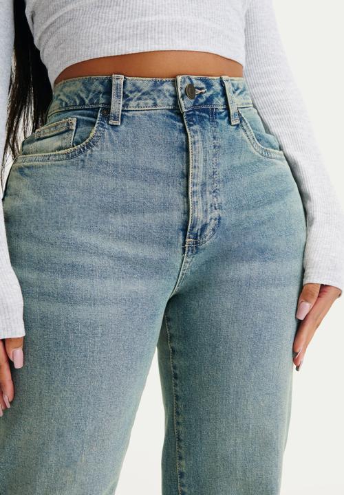 Cotton On - Curvy Stretch Straight Jean - Highway Blue Rip