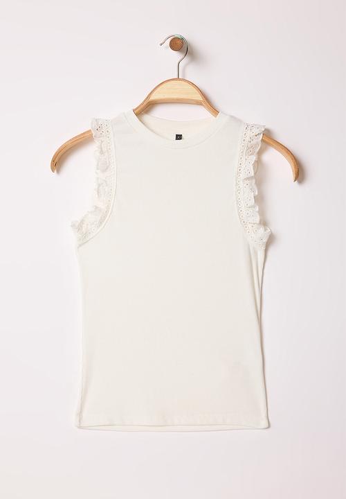 Trendyol - Fitted Ruffled Ribbed Knitted Top - Ecru