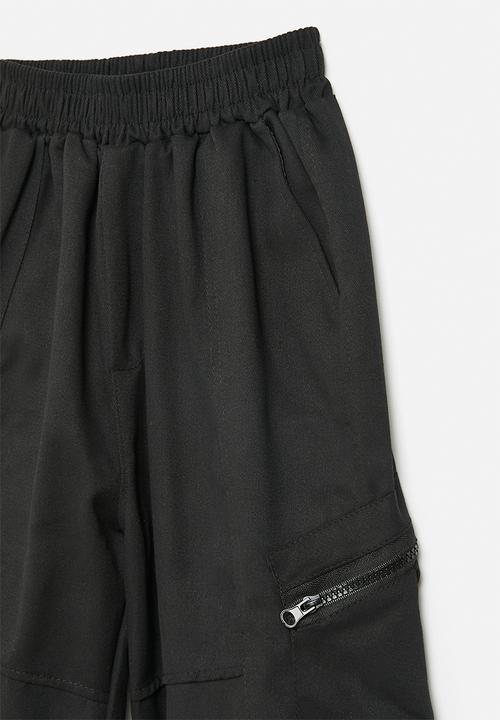 Pop Candy - Cargo pants with diagonal zips - black 