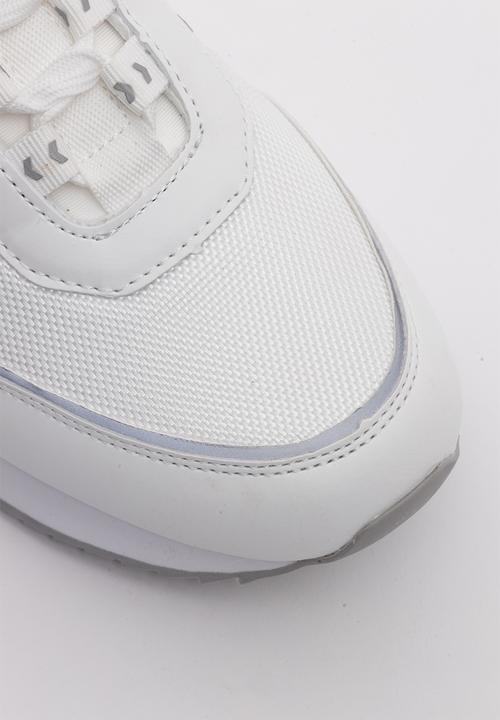S.P.C.C - Regiment Runners - Optical White