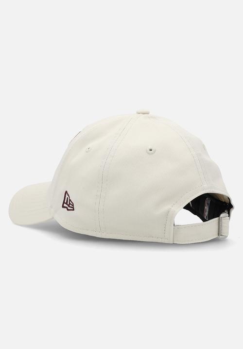 New Era - 940 Team Outline Chibul - Light Beige