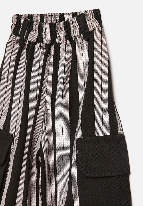 Pop Candy - Cargo-style wide leg pants - grey/black stripe