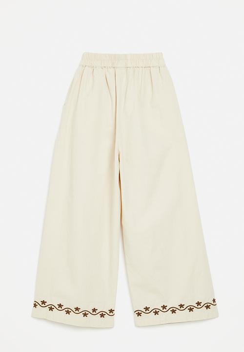 Pop Candy - Embroidered floral motif pants - cream