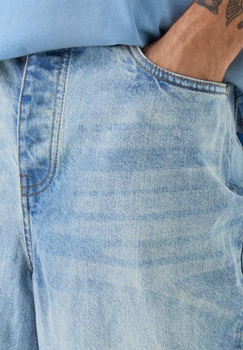 boohooMAN - Parachute Rigid Jean in Antique Blue - Antique Blue