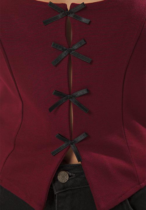 Trendyol - Ribbon Binding Detailed Body Fitting Knitted Blouse - Burgundy
