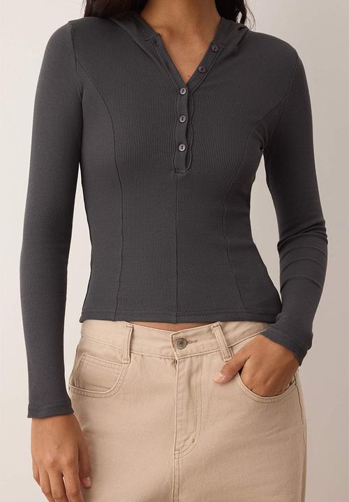 Trendyol - Ribbed Button Fitted/Slim Fit Knitted Blouse - Black