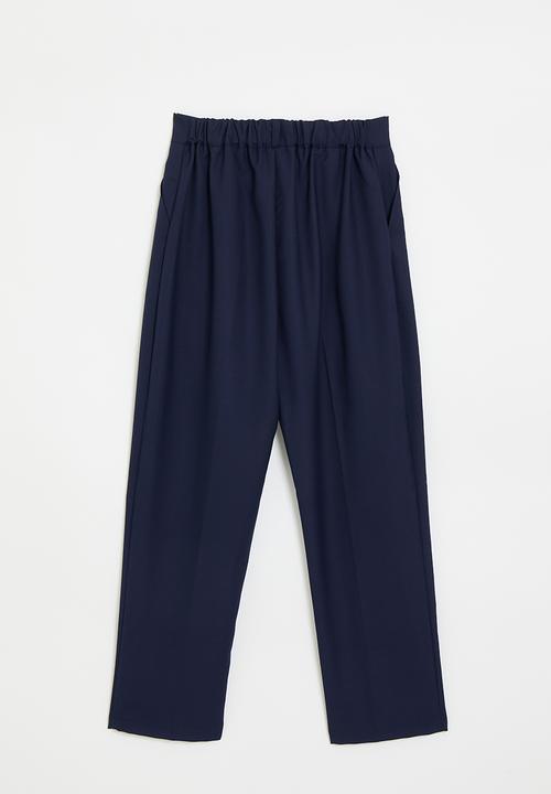 Pop Candy - Trousers with reverse pleat - navy blue