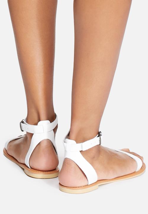 dailyfriday - Yolanda Leather Sandal