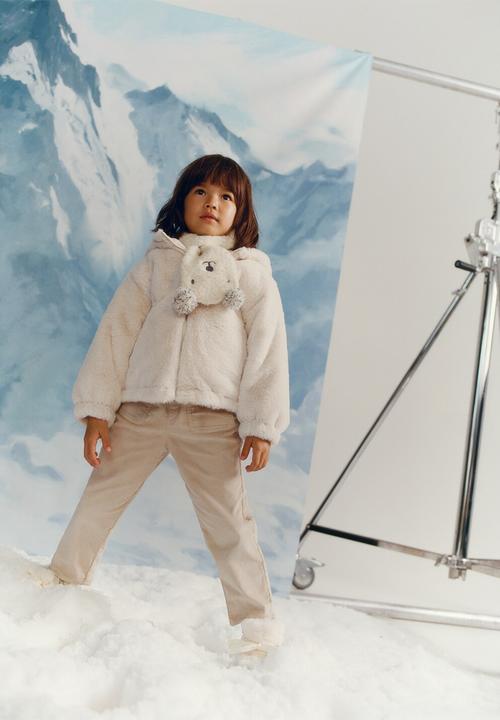 MANGO - Bear knitted scarf - ecru