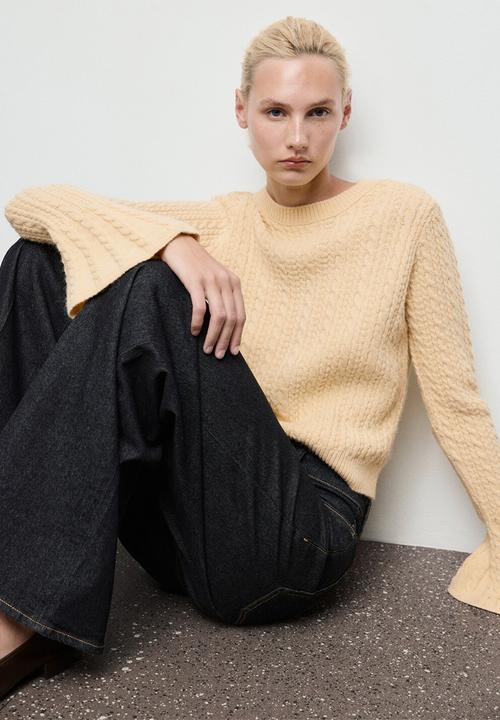 MANGO - Sweater huevo - light/pastel yellow