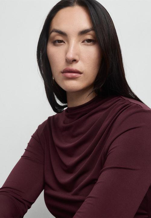 MANGO - T-shirt chasi - dark red
