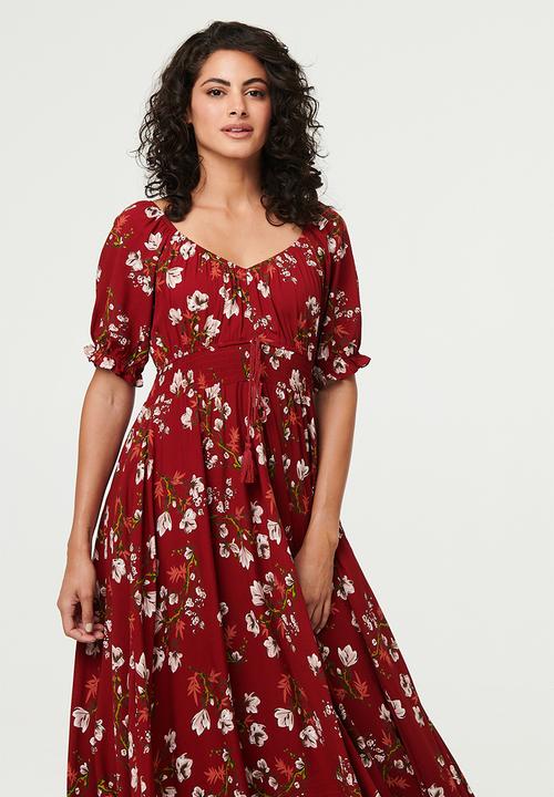 Stella Morgan - Elasticated Scoop Neck Maxi Dress With Side Pockets - Red