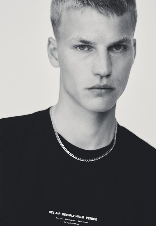 H&M - Loose fit printed t-shirt - black la