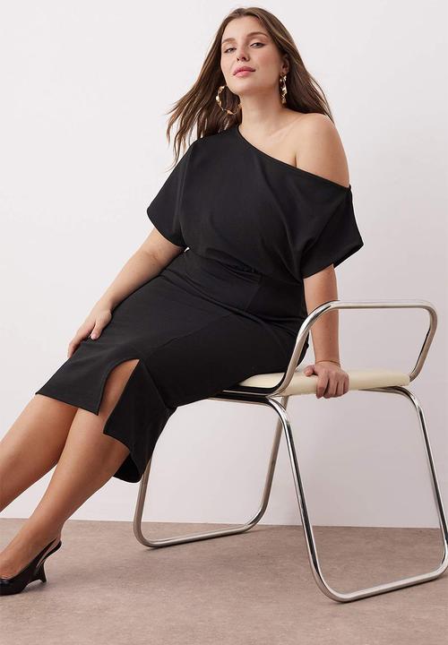 Trendyol - Plus size crepe dress - black