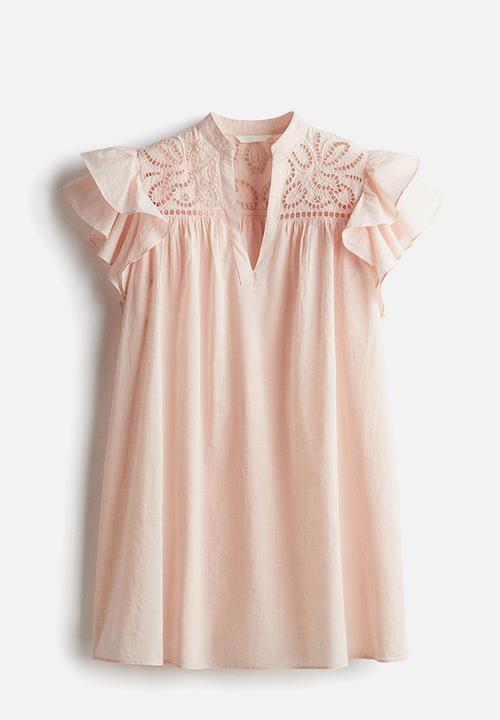 H&M - Flutter-sleeve dress with broderie anglaise - powder pink