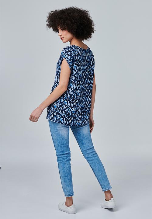 Stella Morgan - Cap Sleeve Roll Scoop Hem Blouse With Zip And Pocket Detail - Blue
