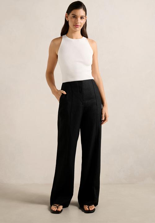 Forever New - Carla Racer Knit Rib Tank Top