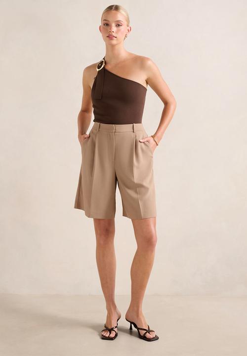 Forever New - Monroe Asymmetric Knit Top - Chocolate