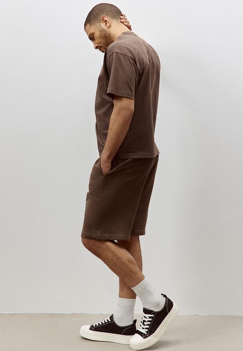 H&M - Relaxed fit shorts - brown 