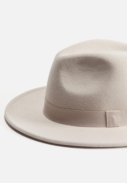 H&M - Felt hat - light beige