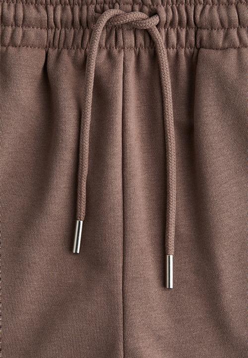 H&M - Sweatshirt shorts - dark mole