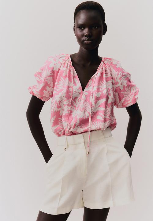 H&M - Balloon-sleeved blouse - pink patterned