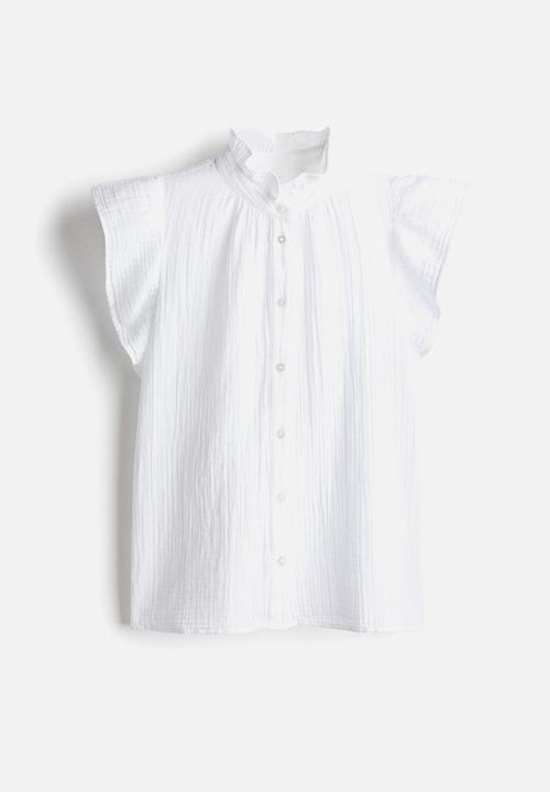 H&M - Flutter-sleeved muslin blouse - white