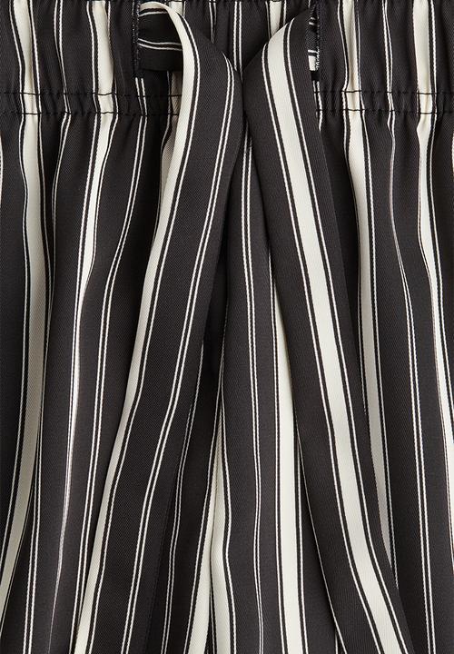 H&M - Drawstring twill trousers - black striped
