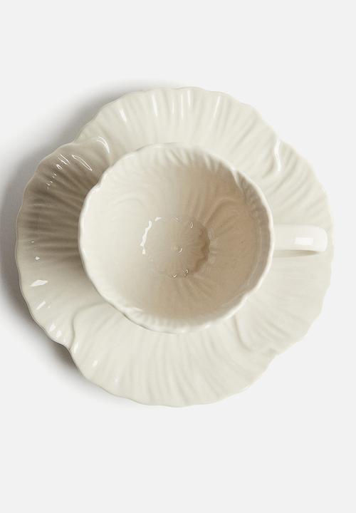 H&M - Espresso cup and saucer - white