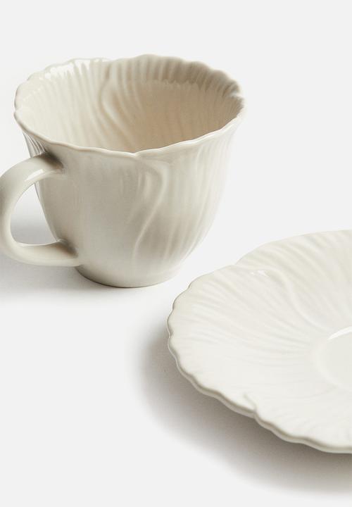 H&M - Espresso cup and saucer - white