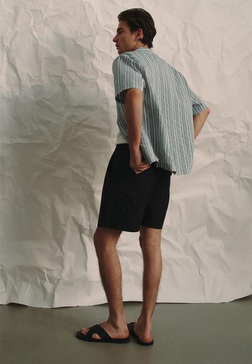 H&M - Relaxed fit linen-blend shorts - navy blue