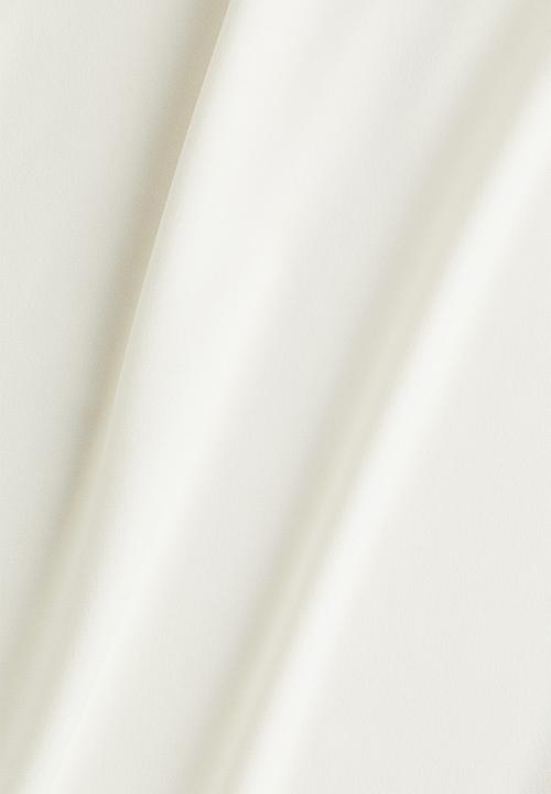 H&M - Sleeveless turtleneck top - white