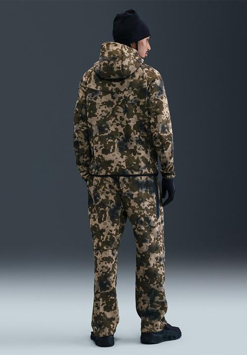 Nike - Nike Tech Open-Hem Fleece Camo Pants