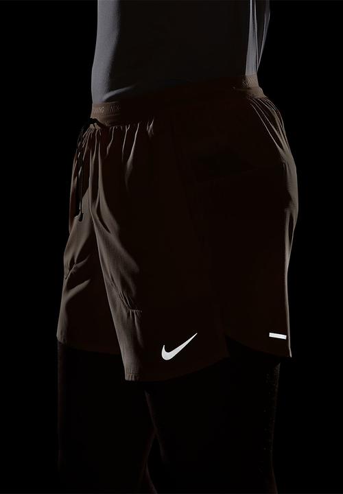 Nike - Dri-FIT Stride 5in  Running Short - Orange Chalk/Black/Reflective Silv
