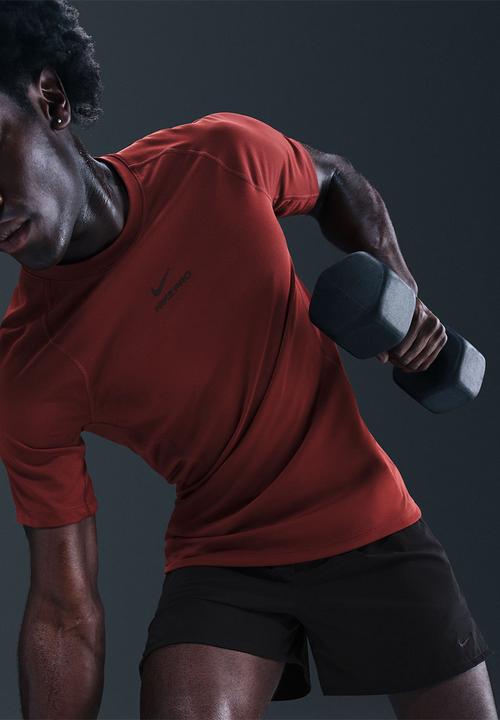 Nike - Nike Pro Training  Dri-FIT S/S Top - Dark TeaRed/Black