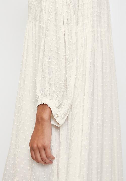 Izabel London - L/S Key Hole Neck Button Through Maxi Shirt Dress With Elastic Front And Sleeve - White