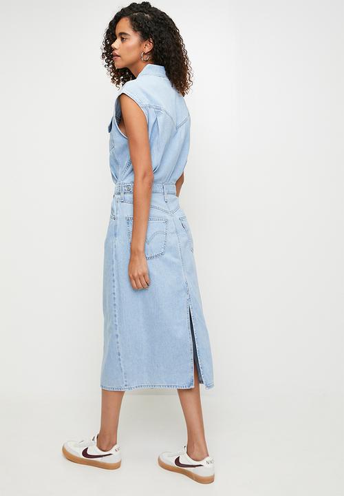 Levi’s® - Iconic Sleeveless Dress - Wrapped In Blue