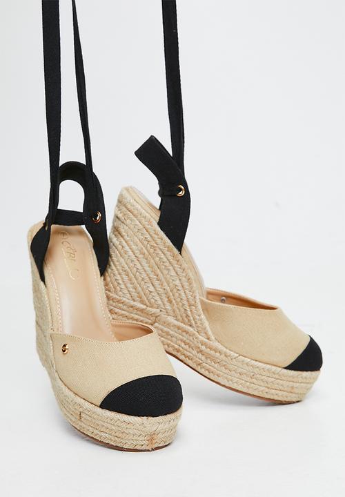 Miss Black - Moniker 11 tie up platform rope wedge - black combo