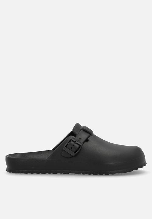 Cotton On - EVA Closed Toe Buckle Slide - Black