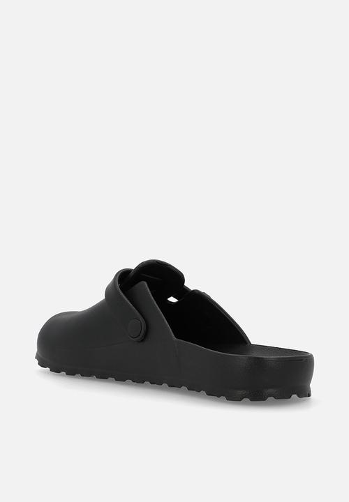 Cotton On - EVA Closed Toe Buckle Slide - Black