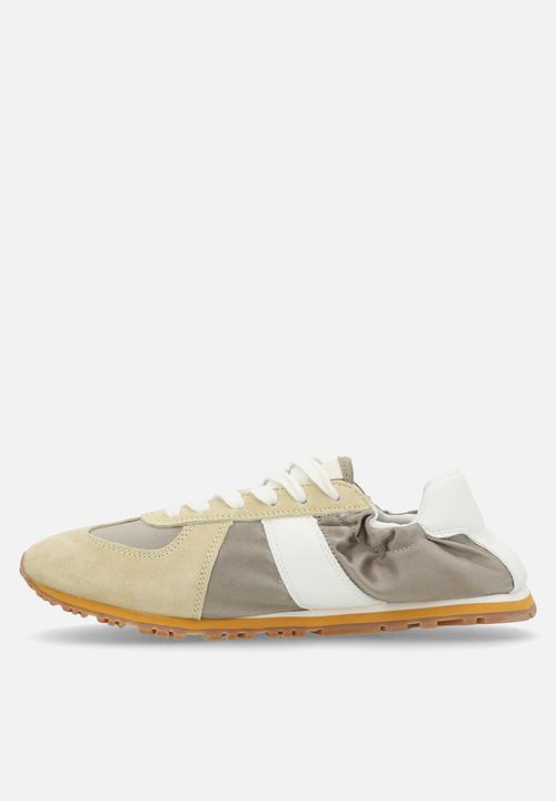 SUPERGA - VICTORIA ROUCHED BALLERINA SNEAKER