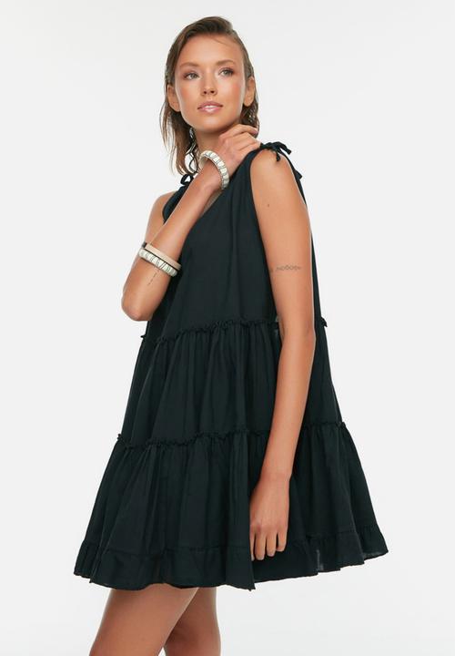 Trendyol - Mini Tiered Dress - Black