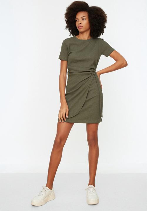 Trendyol - Mini Straight Cut Knitwear Dress - Khaki