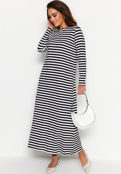 Trendyol - Maxi Striped Knit Dress - Black