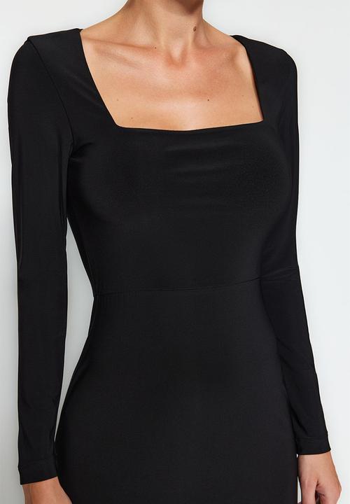 Trendyol - Midi Straight Cut Knit Dress - Black