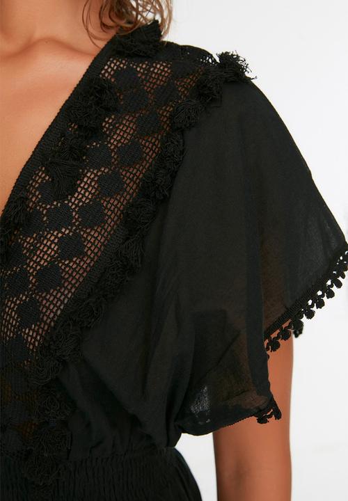Trendyol - Mini Deep V Frill Detail Dress - Black