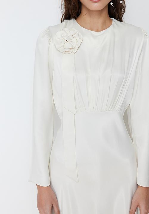 Trendyol - Maxi A line Woven Dress - Cream